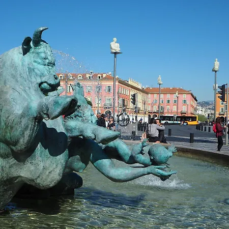 La Salamandre A アパート *