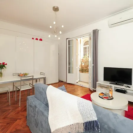 La Salamandre A Nice Apartment